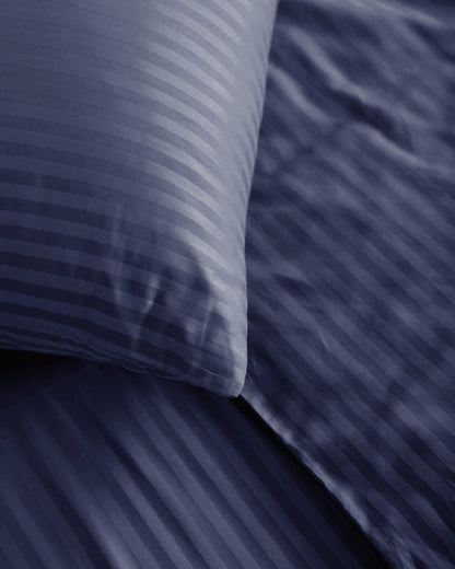 Midnight Line – King Size Stripe Weave Bedsheet