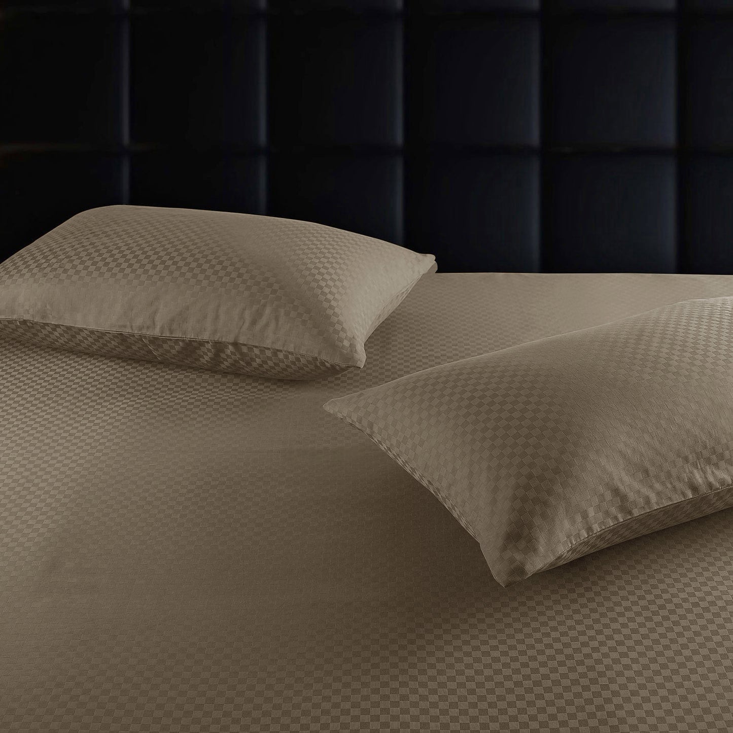 Mocha Earth – King Size Dobby Weave Bedsheet